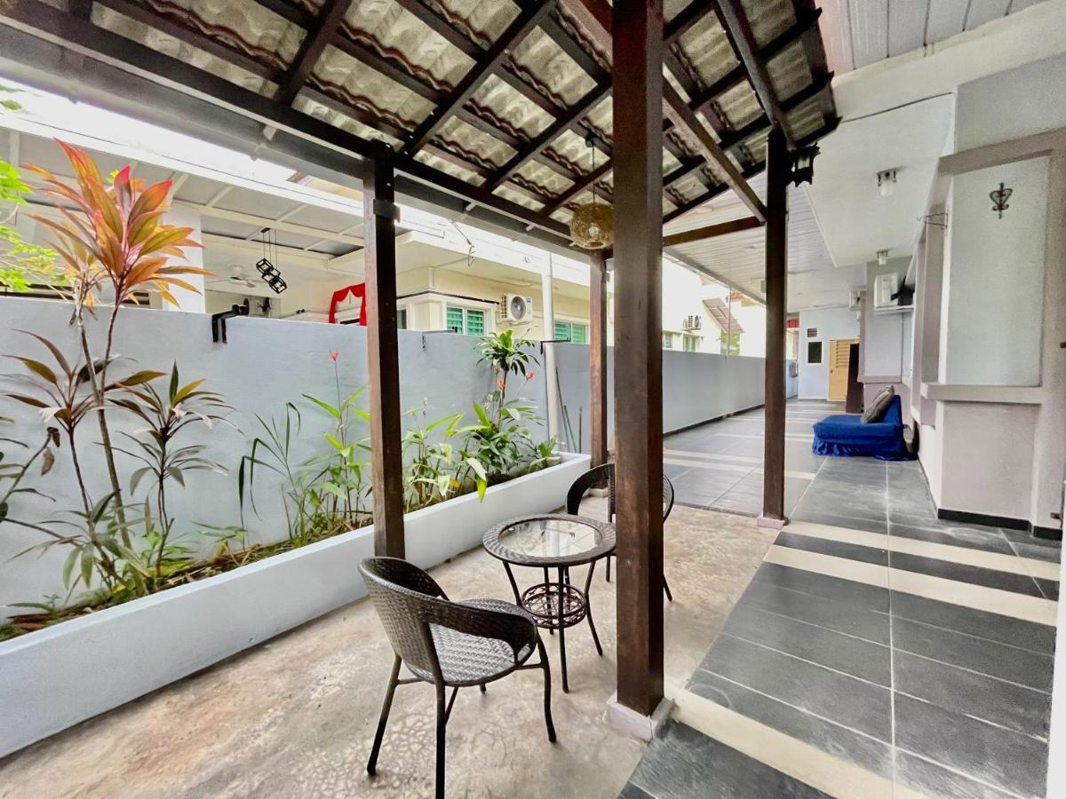 Comfort 36 Entire House At Alma บูกิต เมอร์ตาจัม ภายนอก รูปภาพ