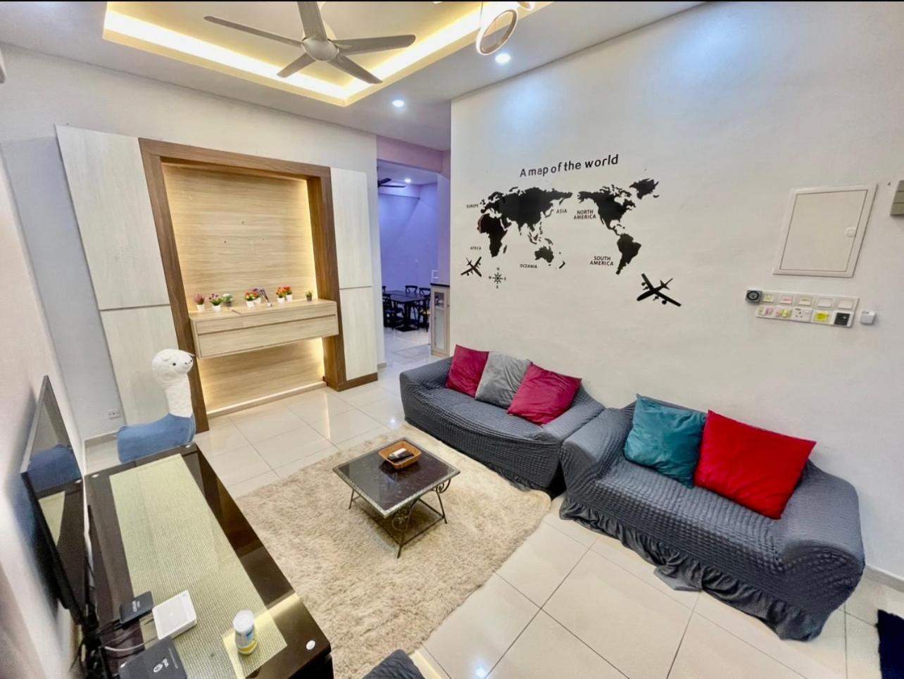 Comfort 36 Entire House At Alma บูกิต เมอร์ตาจัม ภายนอก รูปภาพ