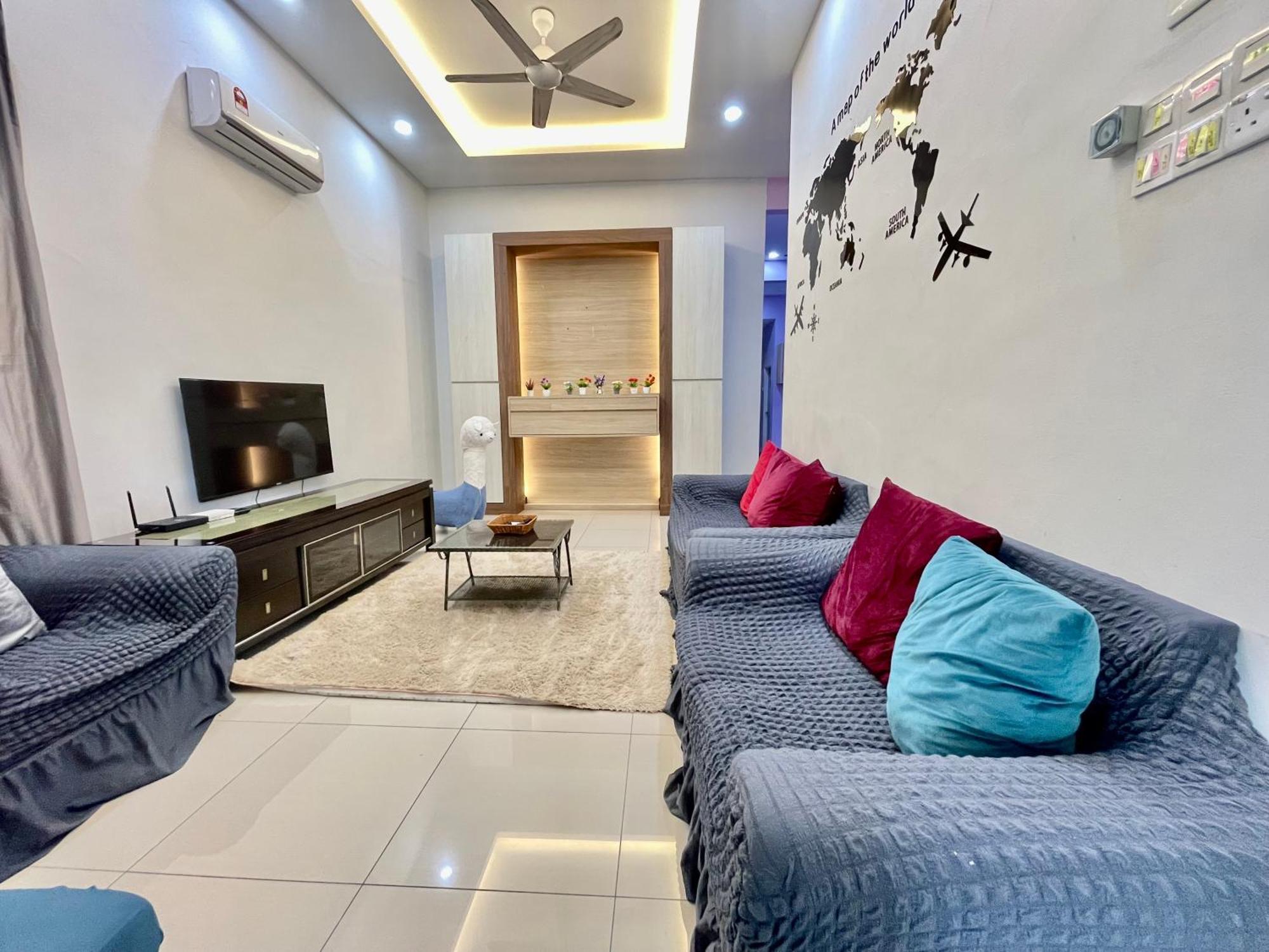 Comfort 36 Entire House At Alma บูกิต เมอร์ตาจัม ภายนอก รูปภาพ