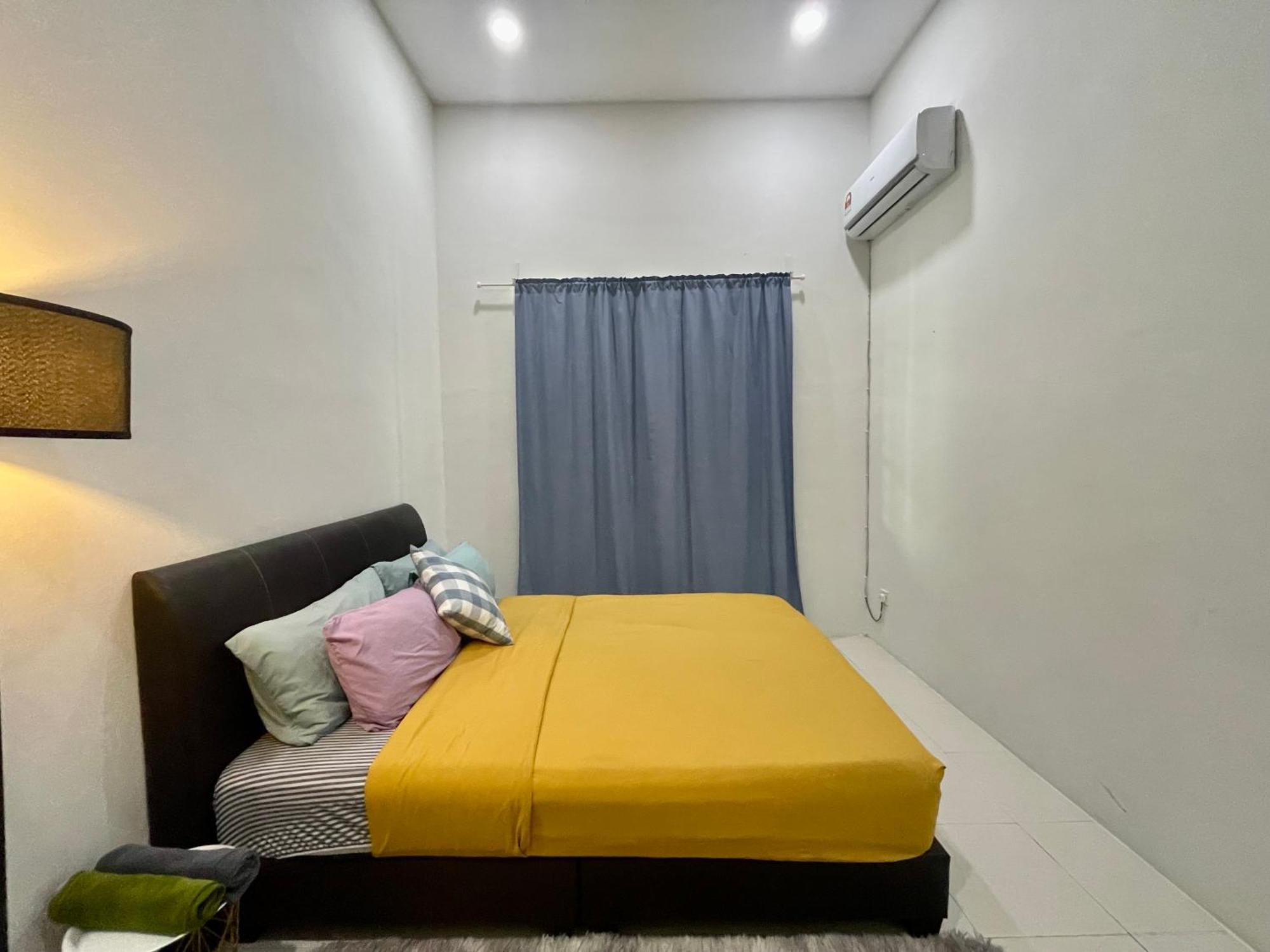 Comfort 36 Entire House At Alma บูกิต เมอร์ตาจัม ภายนอก รูปภาพ
