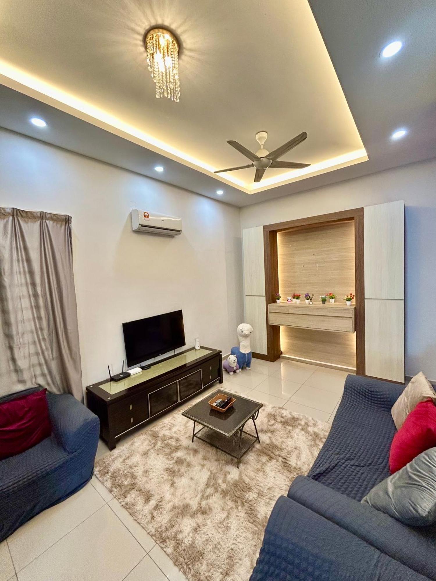 Comfort 36 Entire House At Alma บูกิต เมอร์ตาจัม ภายนอก รูปภาพ