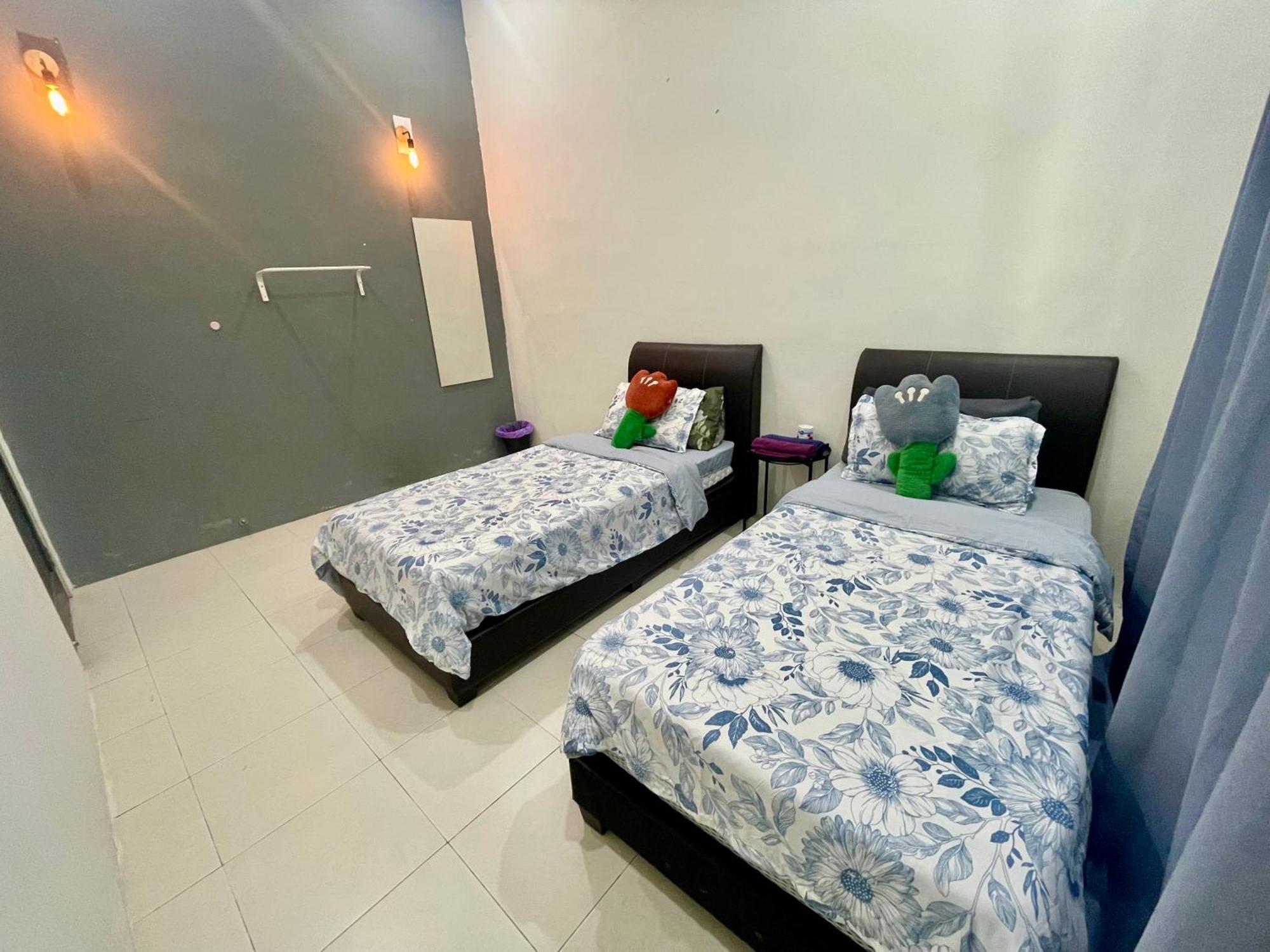 Comfort 36 Entire House At Alma บูกิต เมอร์ตาจัม ภายนอก รูปภาพ