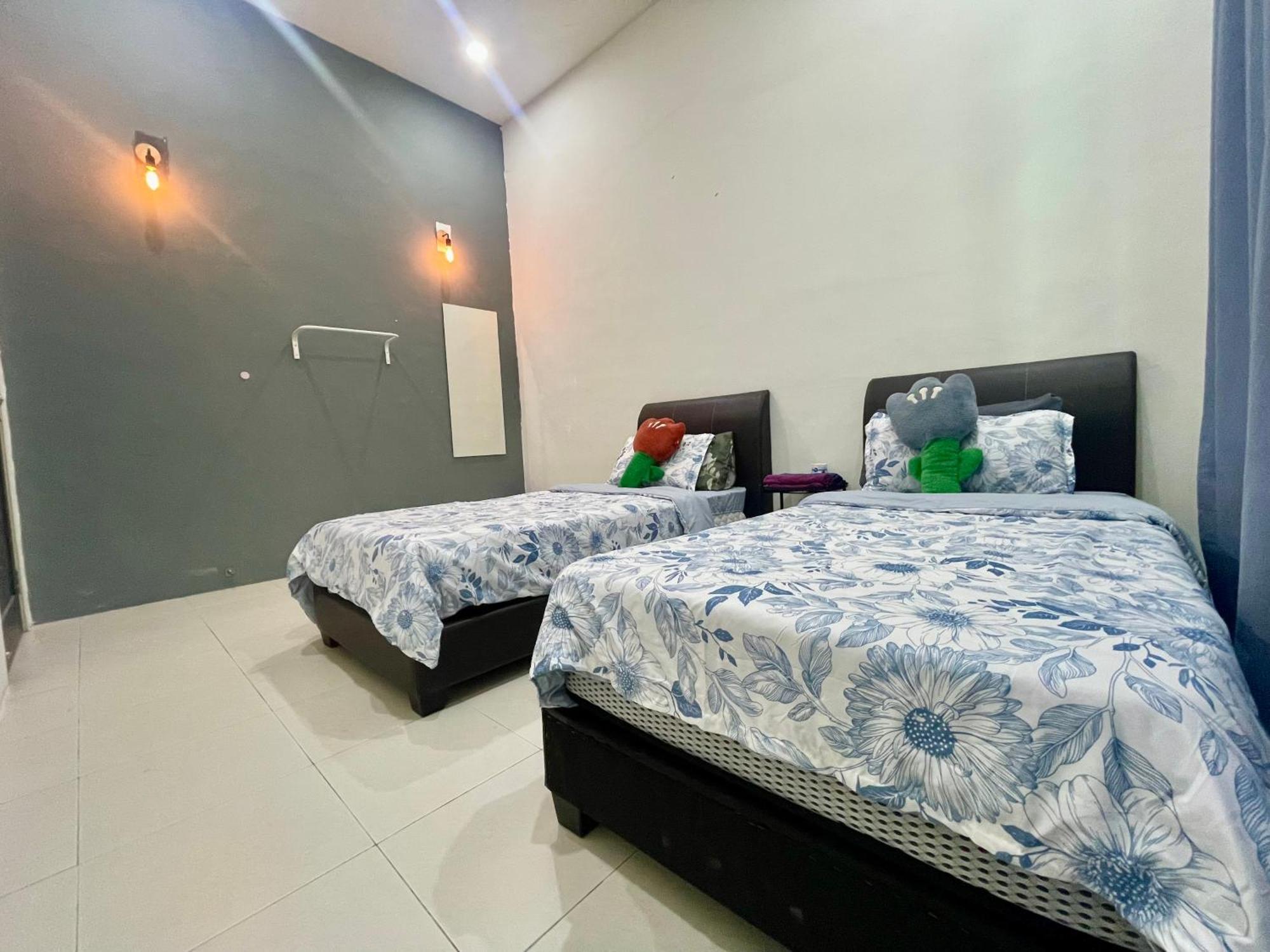 Comfort 36 Entire House At Alma บูกิต เมอร์ตาจัม ภายนอก รูปภาพ