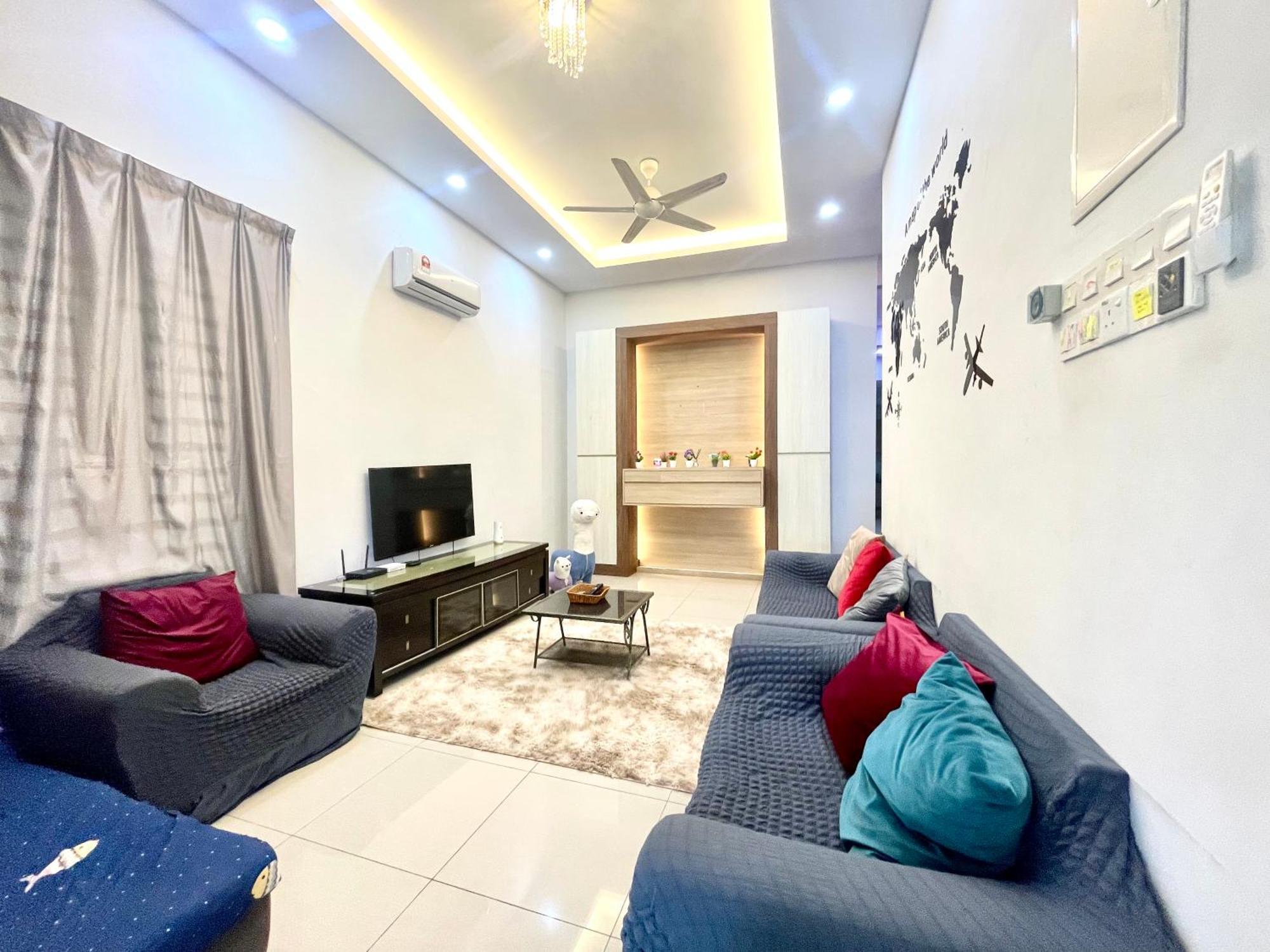 Comfort 36 Entire House At Alma บูกิต เมอร์ตาจัม ภายนอก รูปภาพ